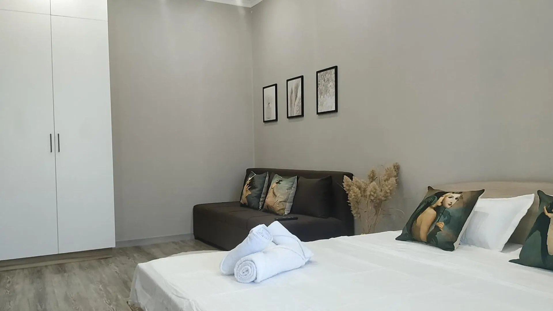 Emmaapart Comfort Kenesary 64 Astana